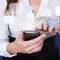 Woman using Smartphone, © dandaman – Fotolia