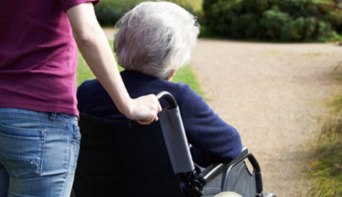 Wann Mitarbeiter Zeit für die Pflege brauchen
