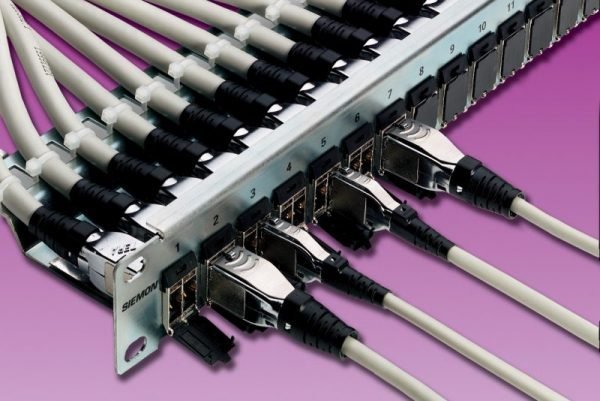 Abgeschirmte End-to-End-Verkabelung ist nach ISO/IEC-11801-1 getestet