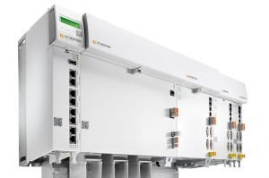 Kompakte Automatisierungslösung steuert kombinierte Achsen dynamisch